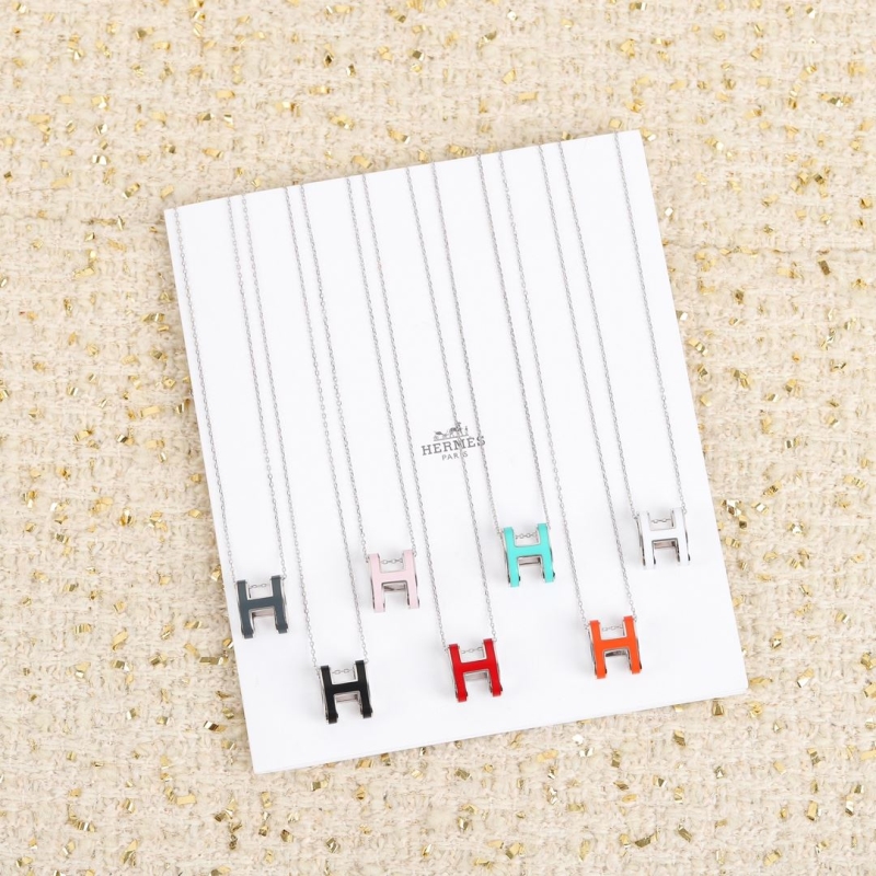 H**mes necklaces